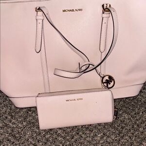 Michael Kors Cream Tote Bag